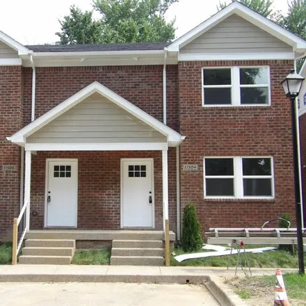 Rent this 3 bed townhouse on 11506 Bellewood Garden Court in Griffytown, Louisville