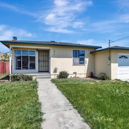 Buy this 3 bed house on 3816 Vincent Court in Castro Valley, CA 94540