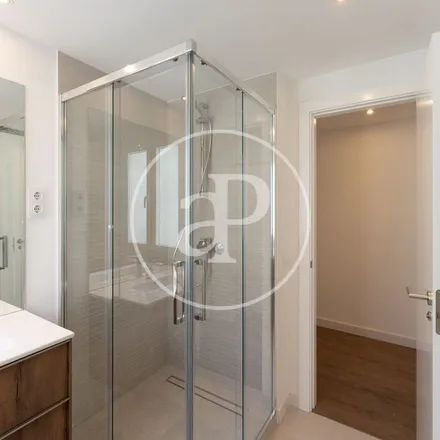 Image 3 - Liberty Street, 8, 28004 Madrid, Spain - Apartment for rent