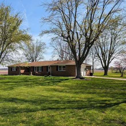 Rent this 3 bed house on 6001 Meadow Ridge Road in Columbus, IN 47203