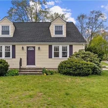 Buy this 3 bed house on 19 Garfield Avenue in Rumford, East Providence