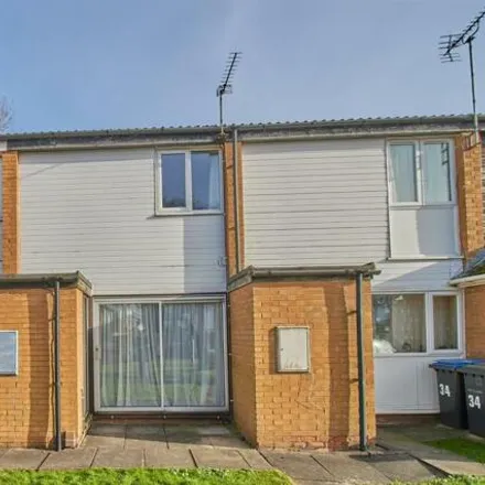 Buy this 2 bed townhouse on Hereford Close in Barwell, LE9 8HP