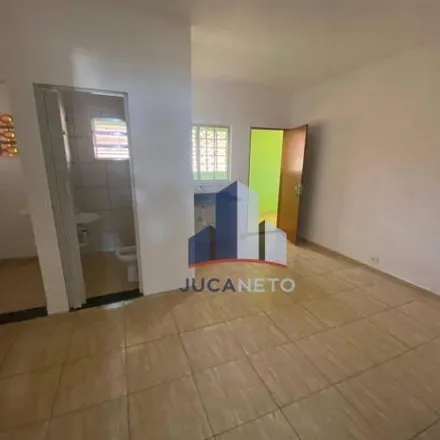 Rent this 2 bed apartment on Rua Rogério Manetti in Vila Guarani, Mauá - SP