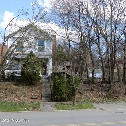 Buy this studio house on 240 8th Street in Troy, NY 12180