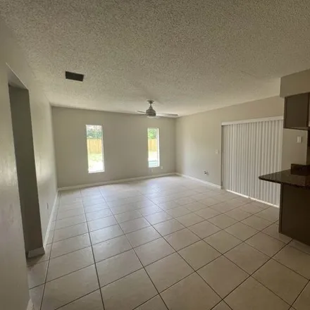 Image 2 - 5169 Formby Drive, Conway, FL 32812, USA - House for rent