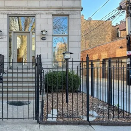 Image 3 - 2345 West Belden Avenue, Chicago, IL 60647, USA - House for sale