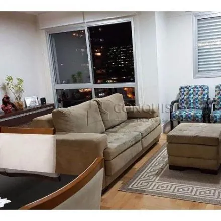 Buy this 3 bed apartment on Rua Francisco Justino de Azevedo 80 in Aclimação, São Paulo - SP