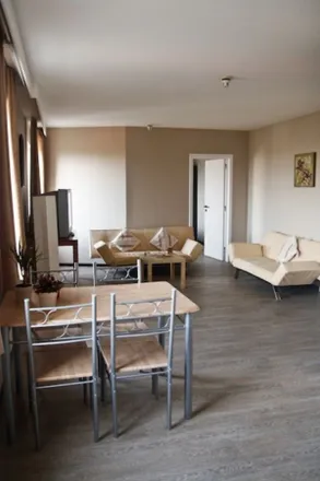 Rent this 3 bed apartment on Belgiëlei 6-12 in 2018 Antwerp, Belgium