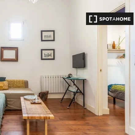 Rent this 2 bed apartment on Madrid in Calle de Buenavista, 16