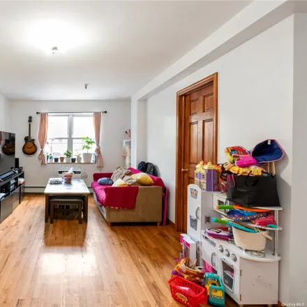 Image 4 - 334 East 148th Street, New York, NY 10451, USA - Townhouse for sale