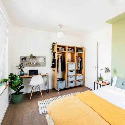 Rent this 4 bed room on Tegeler Straße in 13353 Berlin, Germany
