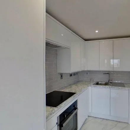 Rent this 1 bed apartment on 389-443 Cable Street in Ratcliffe, London