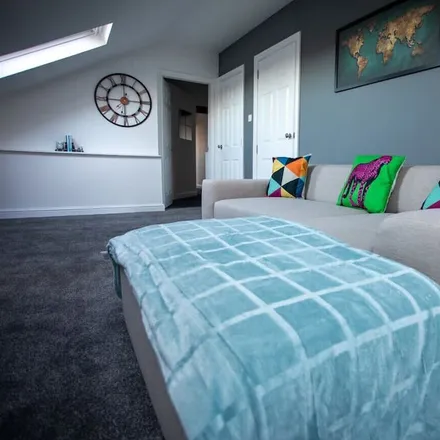 Rent this 3 bed apartment on Kirklees in HD4 6JP, United Kingdom