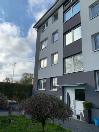 Rent this 3 bed apartment on Gabelsbergerstraße 33 in 24148 Kiel, Germany