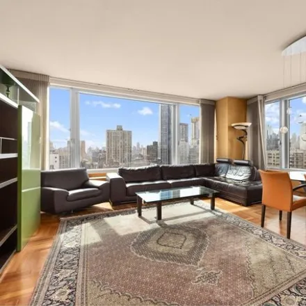 Rent this 2 bed apartment on The Heritage in 240 Riverside Boulevard, New York