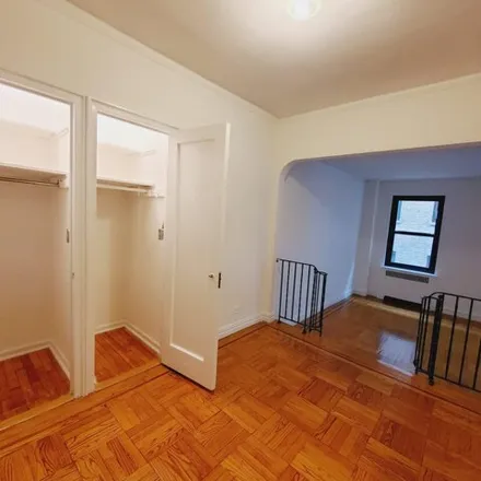 Image 7 - 101 Cooper Street, New York, NY 10034, USA - House for rent