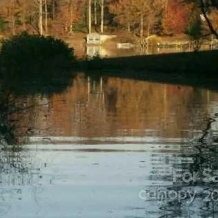 Image 5 - 6679 Emerald Isle Drive, Lake Norman of Catawba, Catawba County, NC 28673, USA - House for sale
