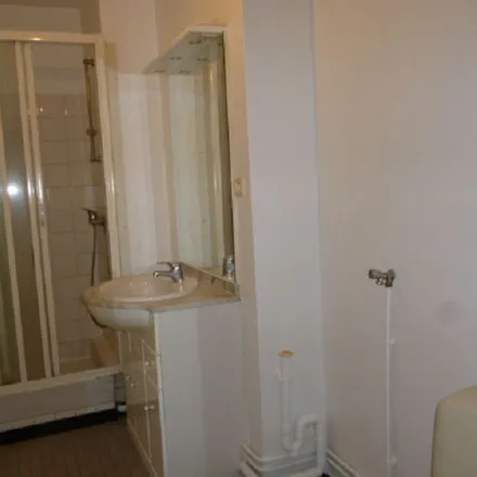 Rent this 1 bed apartment on unnamed road in 63000 Clermont-Ferrand, France
