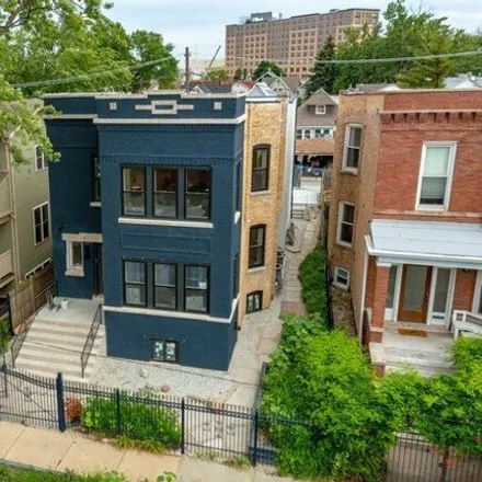 Rent this 3 bed house on 4730 West Grace Street in Chicago, IL 60634