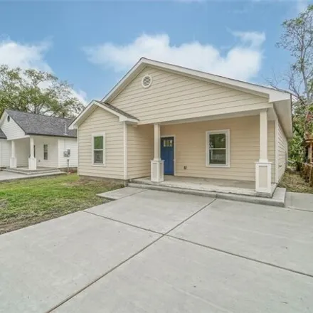 Rent this 3 bed house on 1079 7th Street in Galena Park, TX 77547