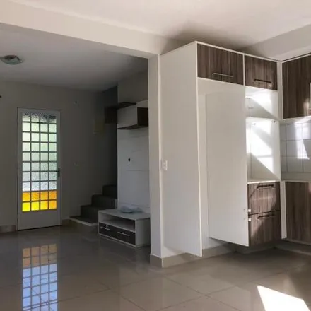Buy this 2 bed house on Rua Engenheiro João Prósperi de Araújo in Jardim Santa Maria, Valinhos - SP