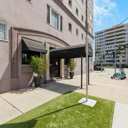 Buy this studio condo on Long Beach Cafe in 615 East Ocean Boulevard, Long Beach