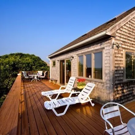 Rent this 3 bed house on 534 Lighthouse Road in Lobsterville, Aquinnah