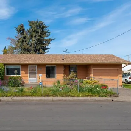 Buy this 2 bed house on 300 38th Street in Springfield, OR 97478