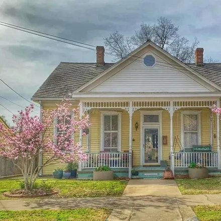 Buy this 4 bed house on 114 Saint Charles Avenue in Natchez, MS 39120