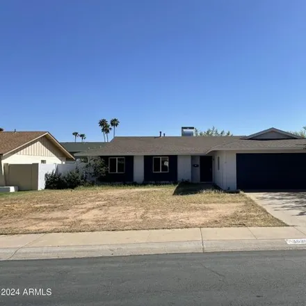 Rent this 3 bed house on 3529 West Acapulco Lane in Phoenix, AZ 85053