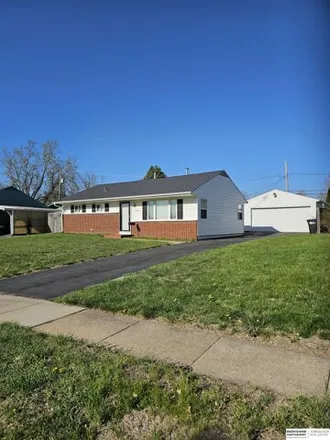 Buy this 3 bed house on 3106 South 38th Avenue in Omaha, NE 68105