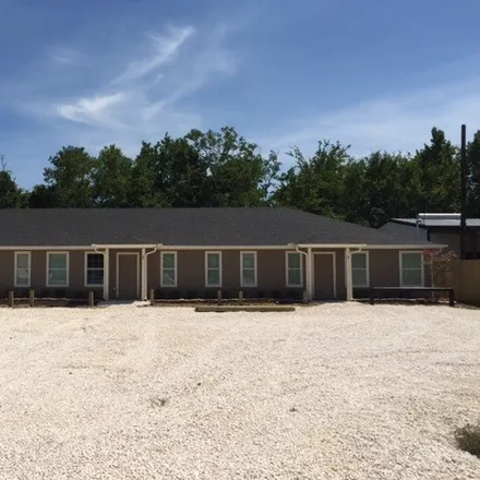 Image 1 - West Crosby Street, Sour Lake, Hardin County, TX 77659, USA - Duplex for rent