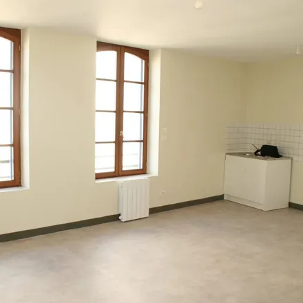 Image 5 - 9 Rue Raymond Gloux, 56120 Josselin, France - Apartment for rent