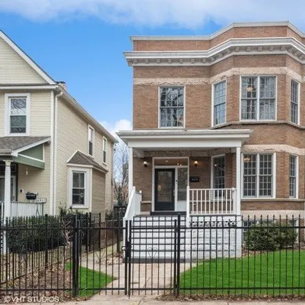 Buy this 4 bed house on 4513 North Greenview Avenue in Chicago, IL 60640