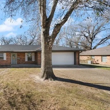 Buy this 3 bed house on 946 Bunny Rabbit Road in Athens, TX 75751