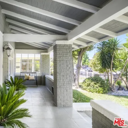 Image 7 - 2294 West 21st Street, Los Angeles, CA 90018, USA - House for sale