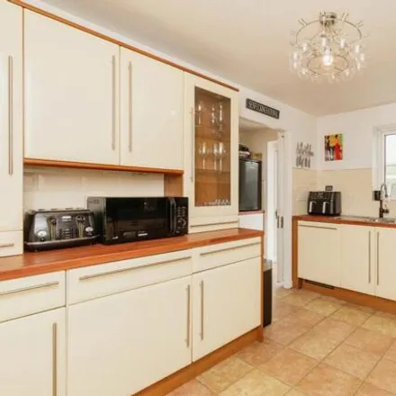 Image 5 - 71 Bakers Ground, Bristol, BS34 8GD, United Kingdom - House for sale