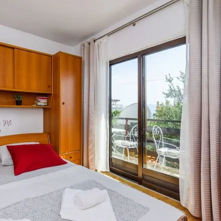 Rent this 2 bed apartment on Camp Riviera Makarska in Ulica Roseto Degli Abruzzi 10, 21300 Makarska