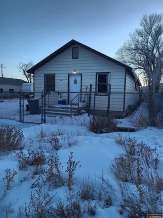 Image 1 - Loaf 'N Jug, North 5th East, Green River, WY 82935, USA - House for sale