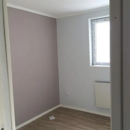 Rent this 4 bed apartment on Grändgatan in 507 31 Borås kommun, Sweden