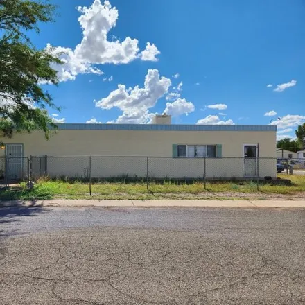 Buy this 2 bed house on 942 Mohave Avenue in Huachuca City, Cochise County