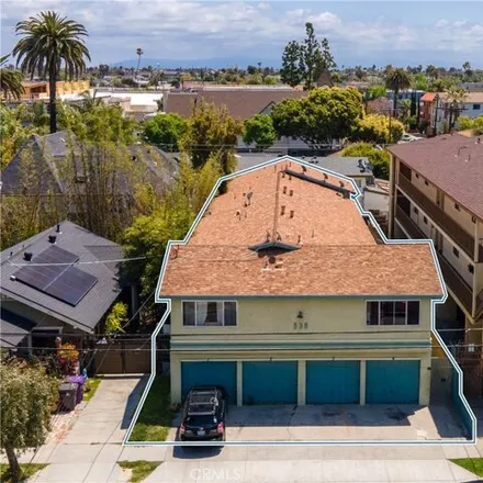 Buy this 17 bed house on 2120 East 6th Street in Long Beach, CA 90814