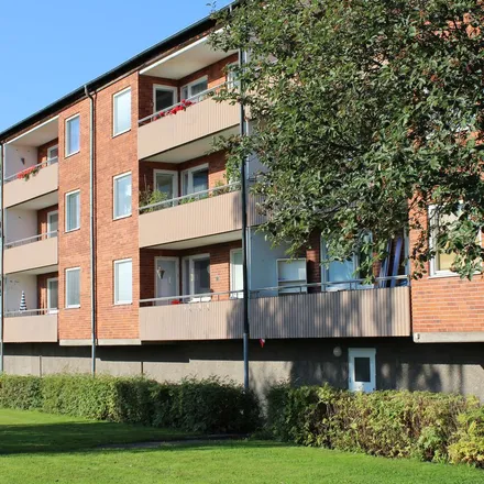 Rent this 3 bed apartment on Laduvägen in 612 42 Finspång, Sweden