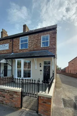 Image 1 - Harrowells Solicitors, The Village, Haxby, YO32 3HS, United Kingdom - Apartment for rent