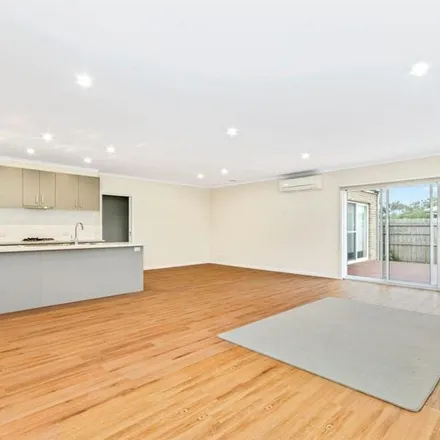 Image 3 - Draper Street, Ocean Grove VIC 3226, Australia - Townhouse for rent