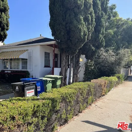 Image 3 - 2152 Parnell Avenue, Los Angeles, CA 90025, USA - House for sale