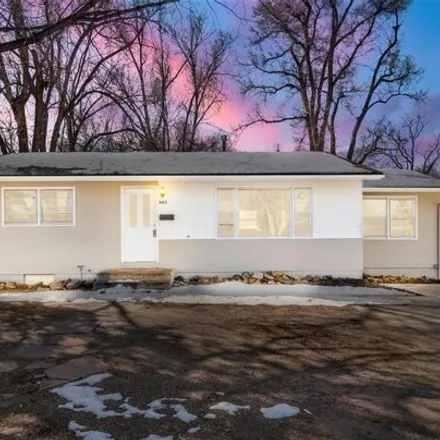 Buy this 5 bed house on 927 Carlisle Street in Papeton, Colorado Springs