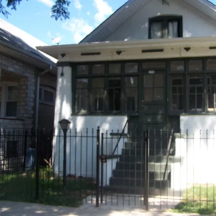 Buy this 3 bed house on 5248 West Quincy Street in Chicago, IL 60644