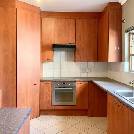 Image 8 - 238 Bryanston Drive, Johannesburg Ward 103, Sandton, 1617, South Africa - Apartment for rent