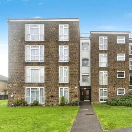 Buy this 2 bed apartment on Regency Court in 1-33 Brunswick Road, London